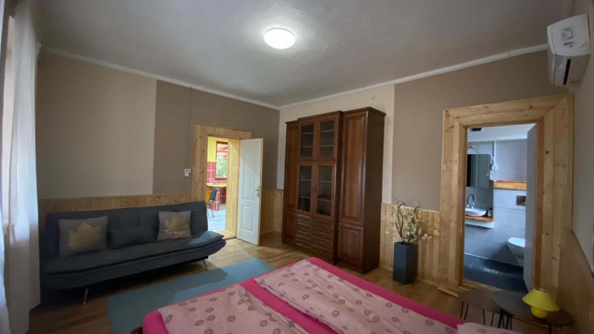 Dobó Tanya Vila Roszke Exterior foto