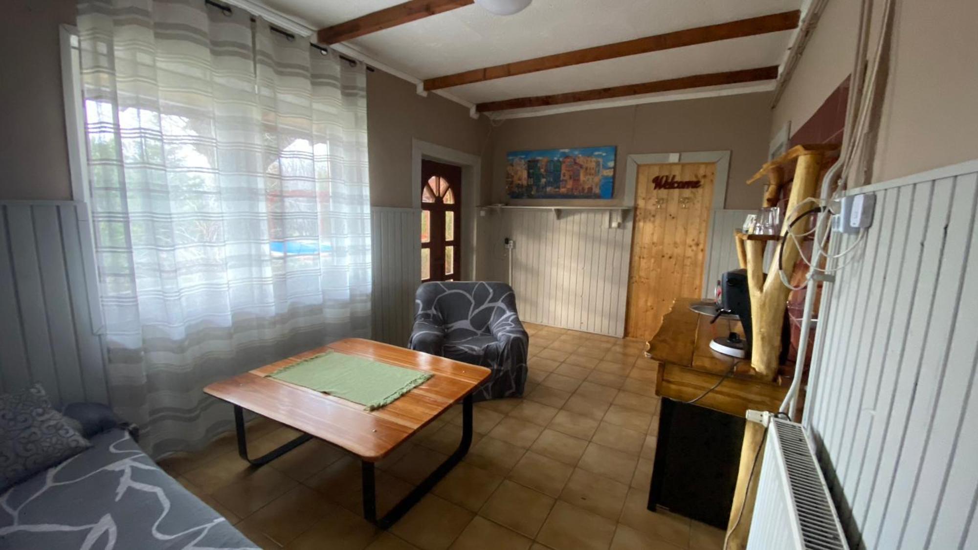 Dobó Tanya Vila Roszke Exterior foto